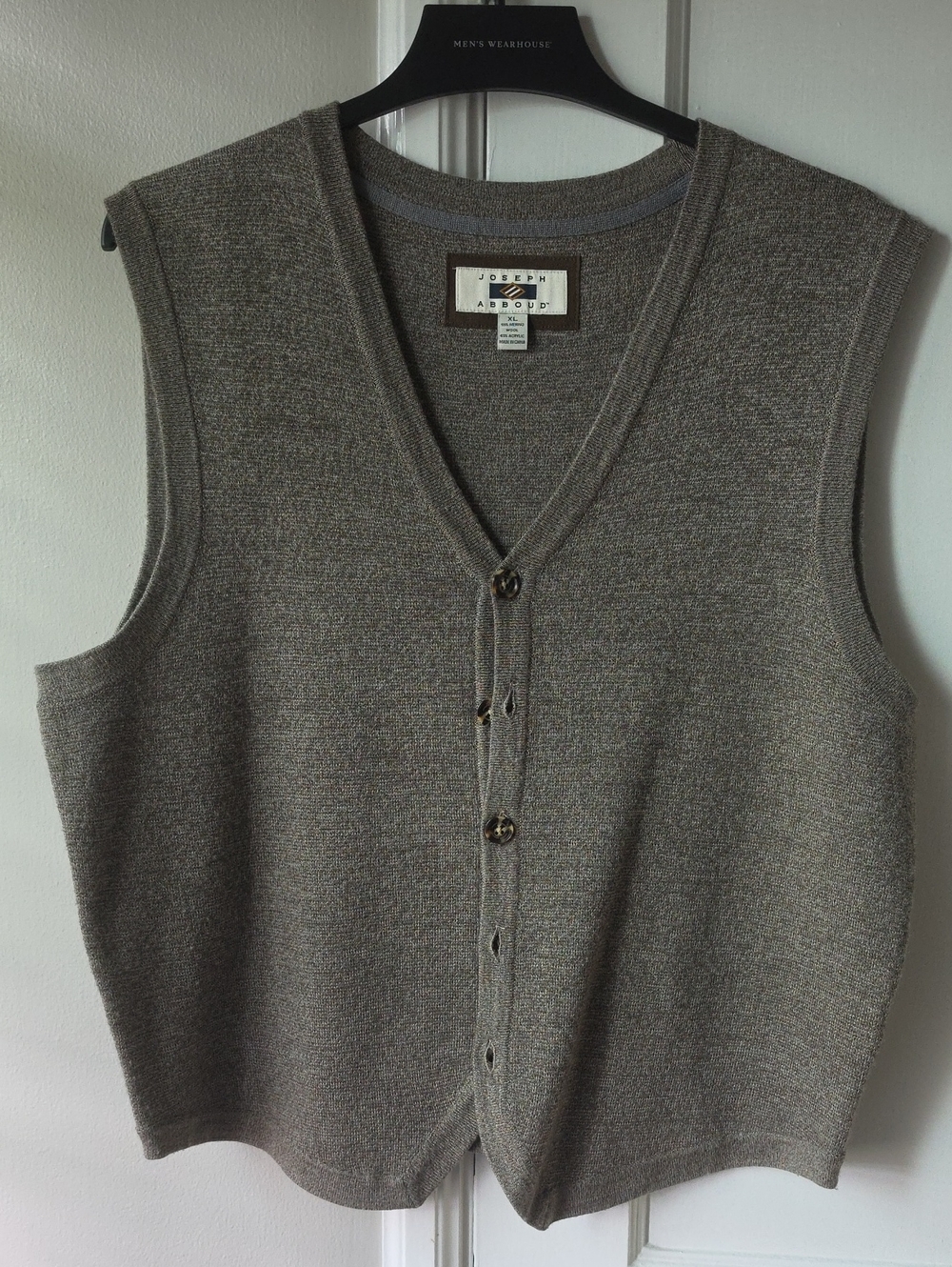 Joseph Abboud Men's Heather Gray V-Neck Button Cardigan Vest
